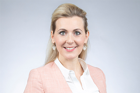 Corona-Gespräche: Christine Aschbacher über Arbeit und Familie (27.4.2020)